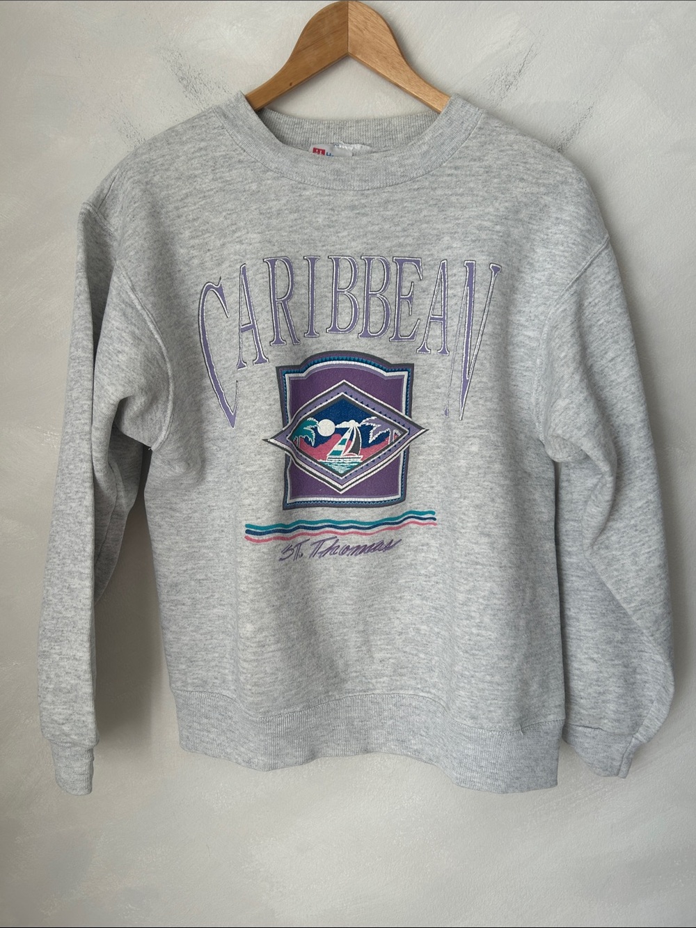 Vintage Hanes Caribbean St. Thomas Crew Neck Raglan Heather Grey Sweatshirt